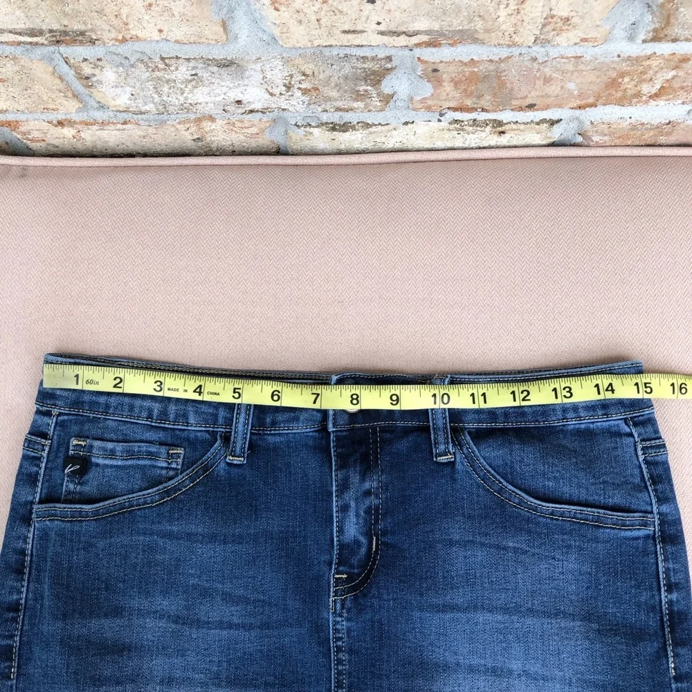 KanCan Stretchy Cotton Distressed Raw Hem Medium Wash Mini Jean Skirt 9/28